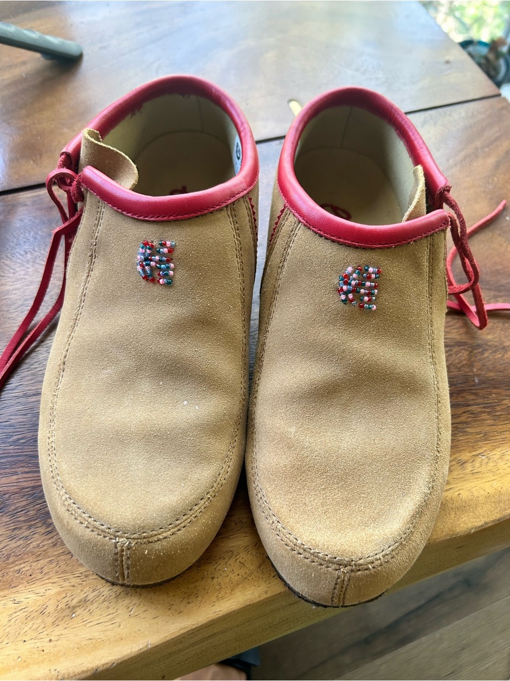 Vintage 90’s Y2K Etnies Tan Suede Slip-On Mules with Red Trim and Bead Accents